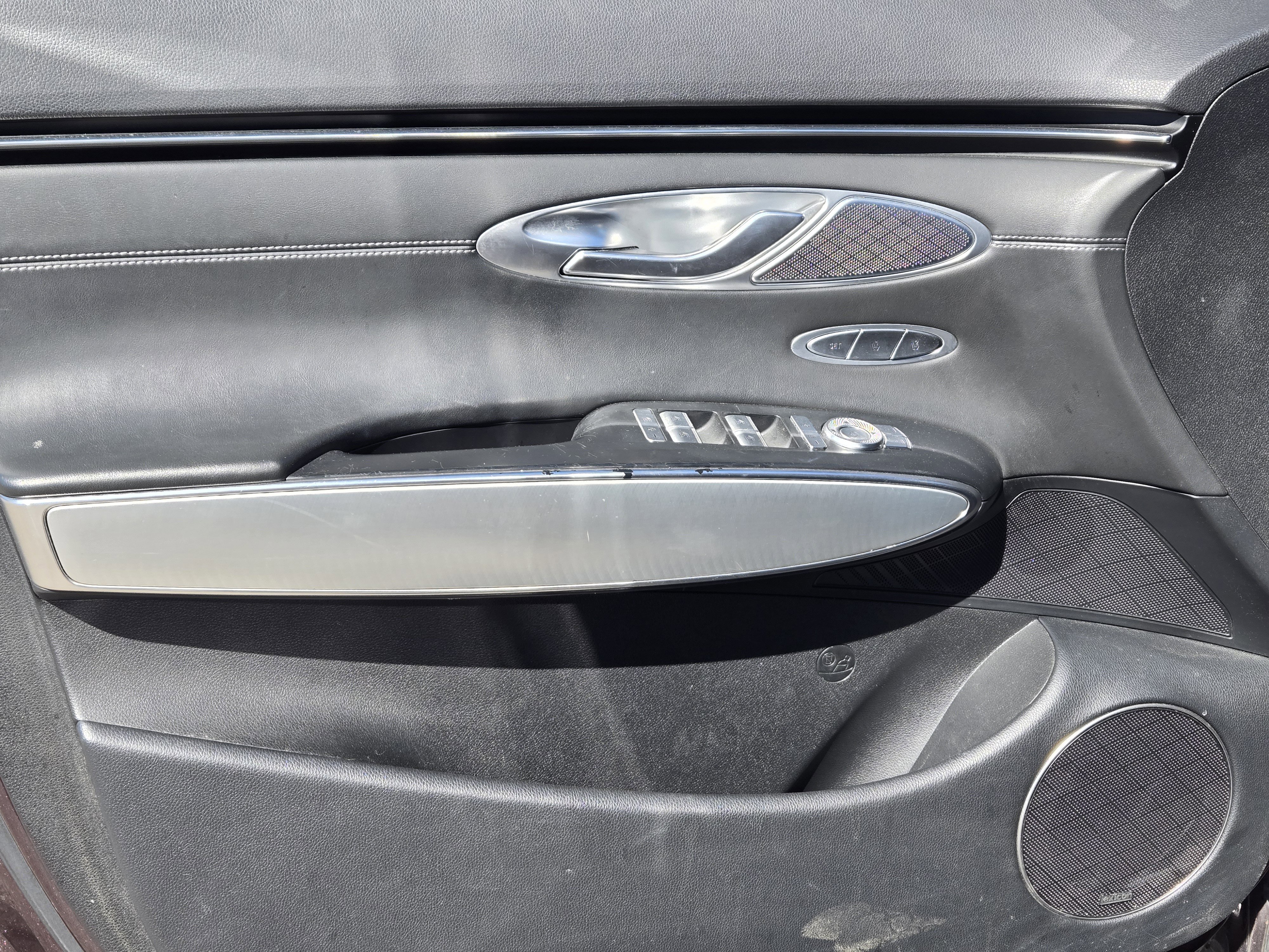 2022 GENESIS GV70 Standard - Photo 12
