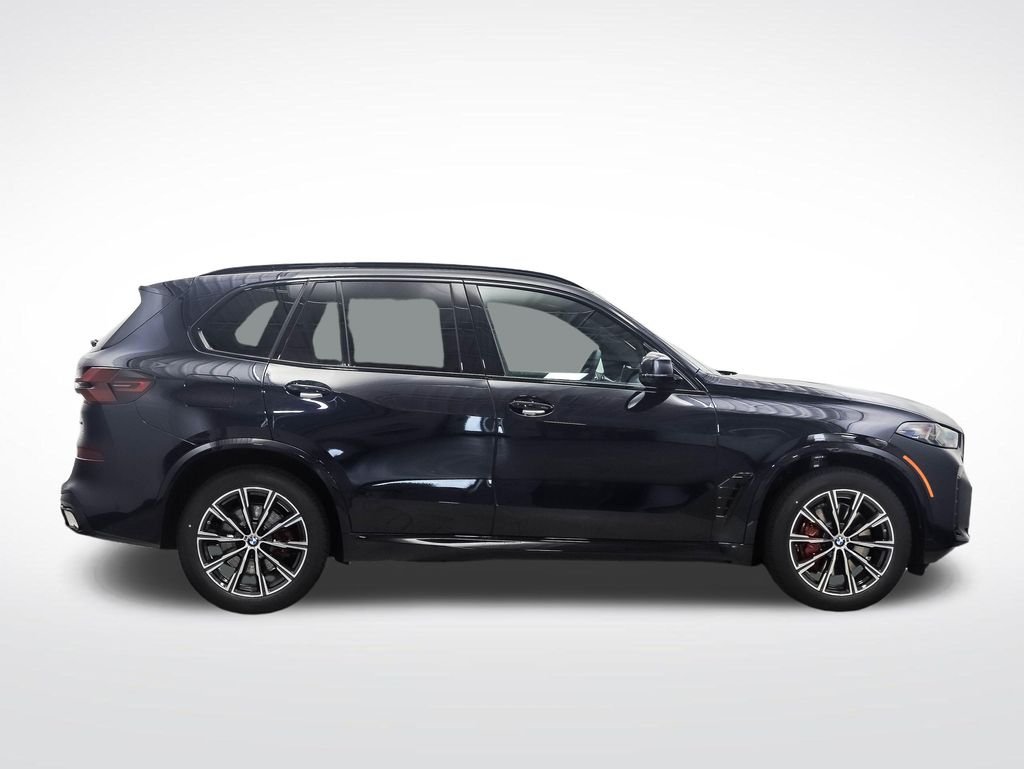 New 2026 Carbon Black Metallic BMW xDrive40i image 6