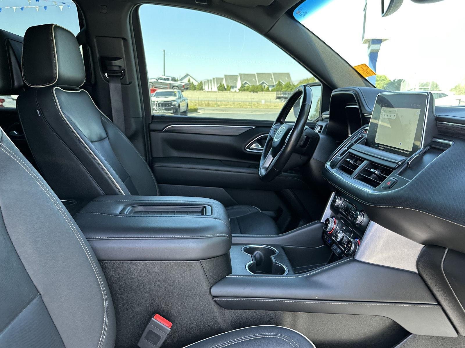 2023 GMC Yukon SLT - Photo 39