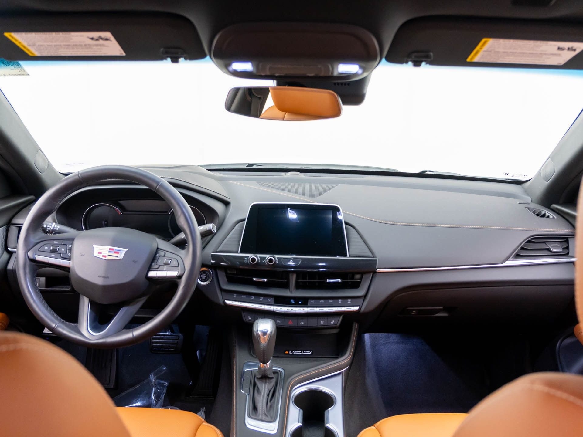 Used 2024 White Cadillac Premium Luxury image 10