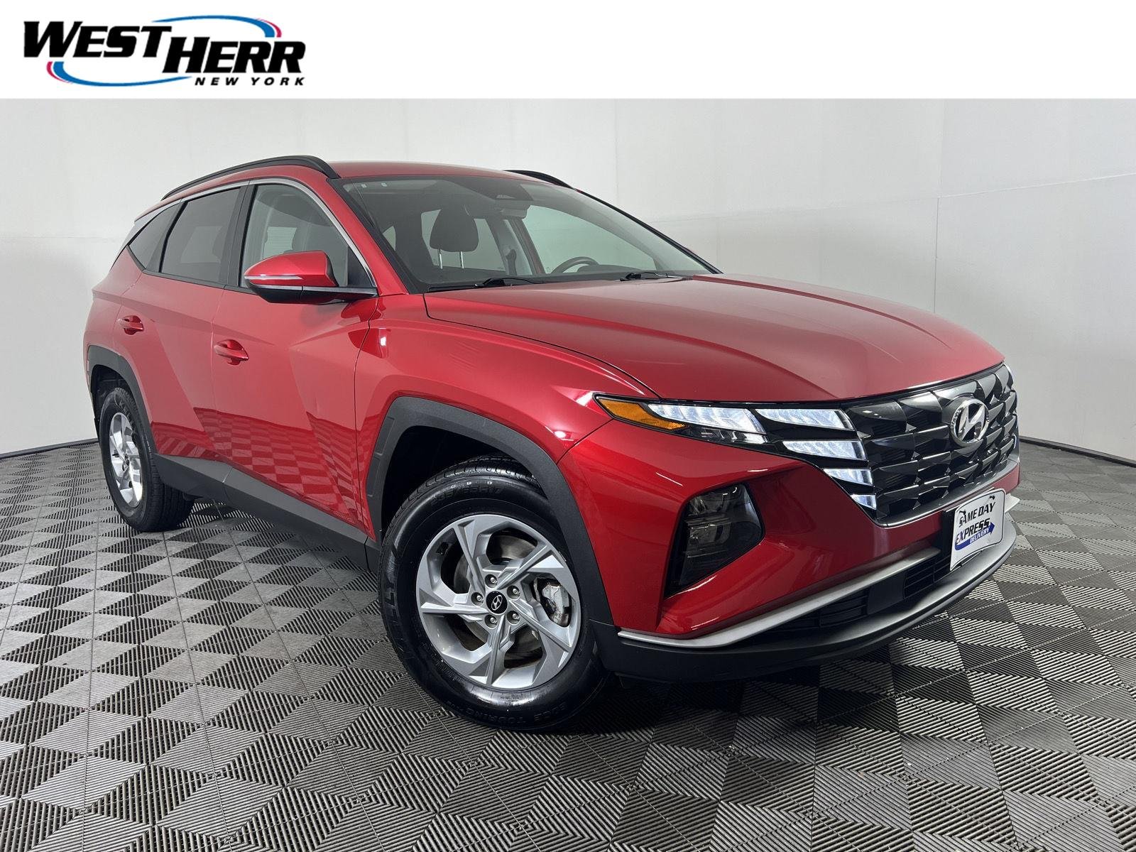 Used 2023 Calypso Red Hyundai SEL image 1