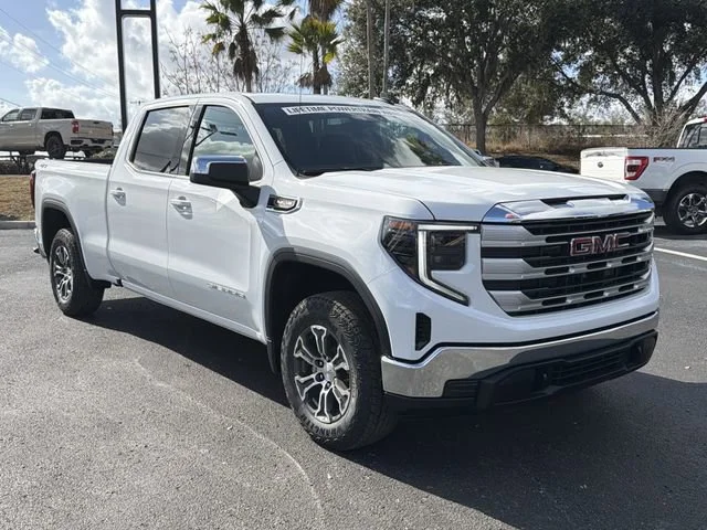 New 2026 Summit White GMC SLE image 2