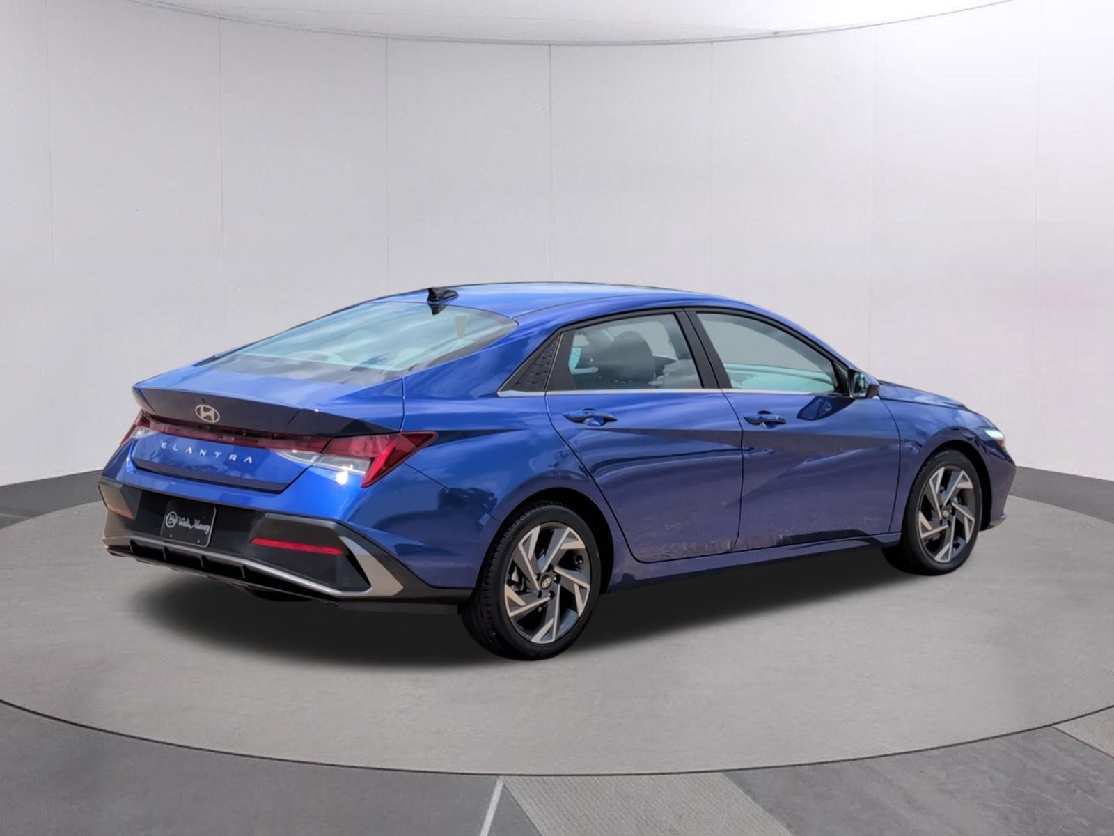 Used 2025 Intense Blue Hyundai SEL Convenience image 6