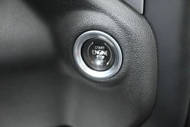 Used 2019 SHADOW GRAY METALLIC Chevrolet LT image 19