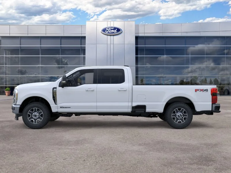 New 2026 Oxford White Ford Lariat image 28