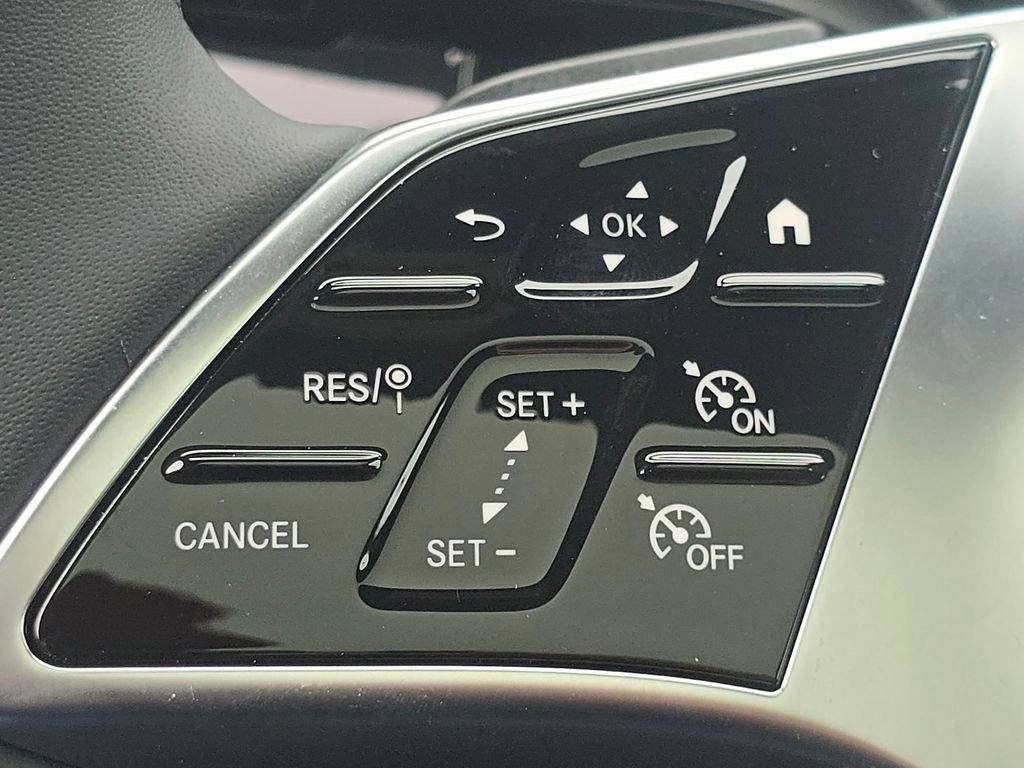 New 2026 Mountain Grey Metallic Mercedes-Benz GLA 250 image 71