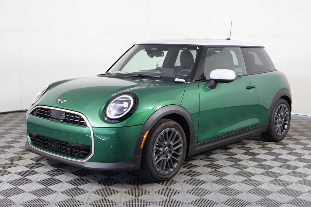 2026 MINI Hardtop's photo