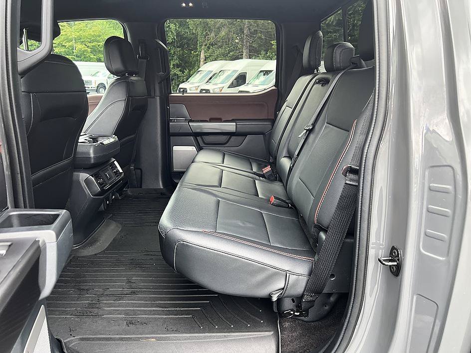 Used 2021 Lead Foot Ford LARIAT image 12