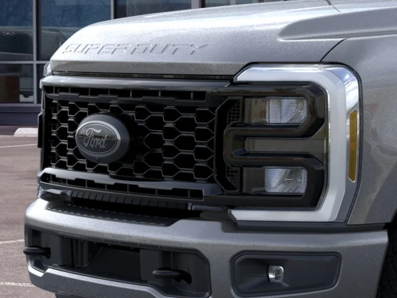 New 2026 Carbonized Gray Metallic Ford XLT image 17