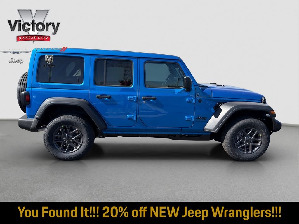 New 2026 Hydro Blue Pearl-Coat Exterior Paint Jeep Sport S image 8