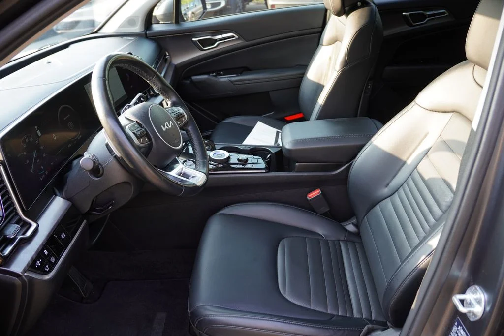 Certified Used 2024 Shadow Matte Gray Kia SX-Prestige image 15