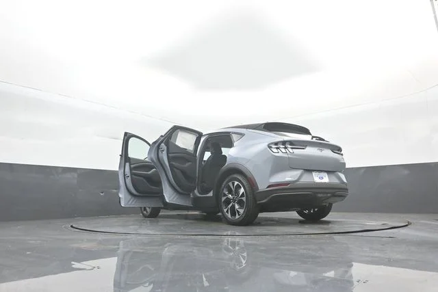New 2026 Glacier Gray Metallic Tri-coat Ford Select image 44