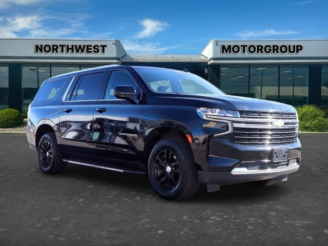 2023 Chevrolet Suburban 1500 LT