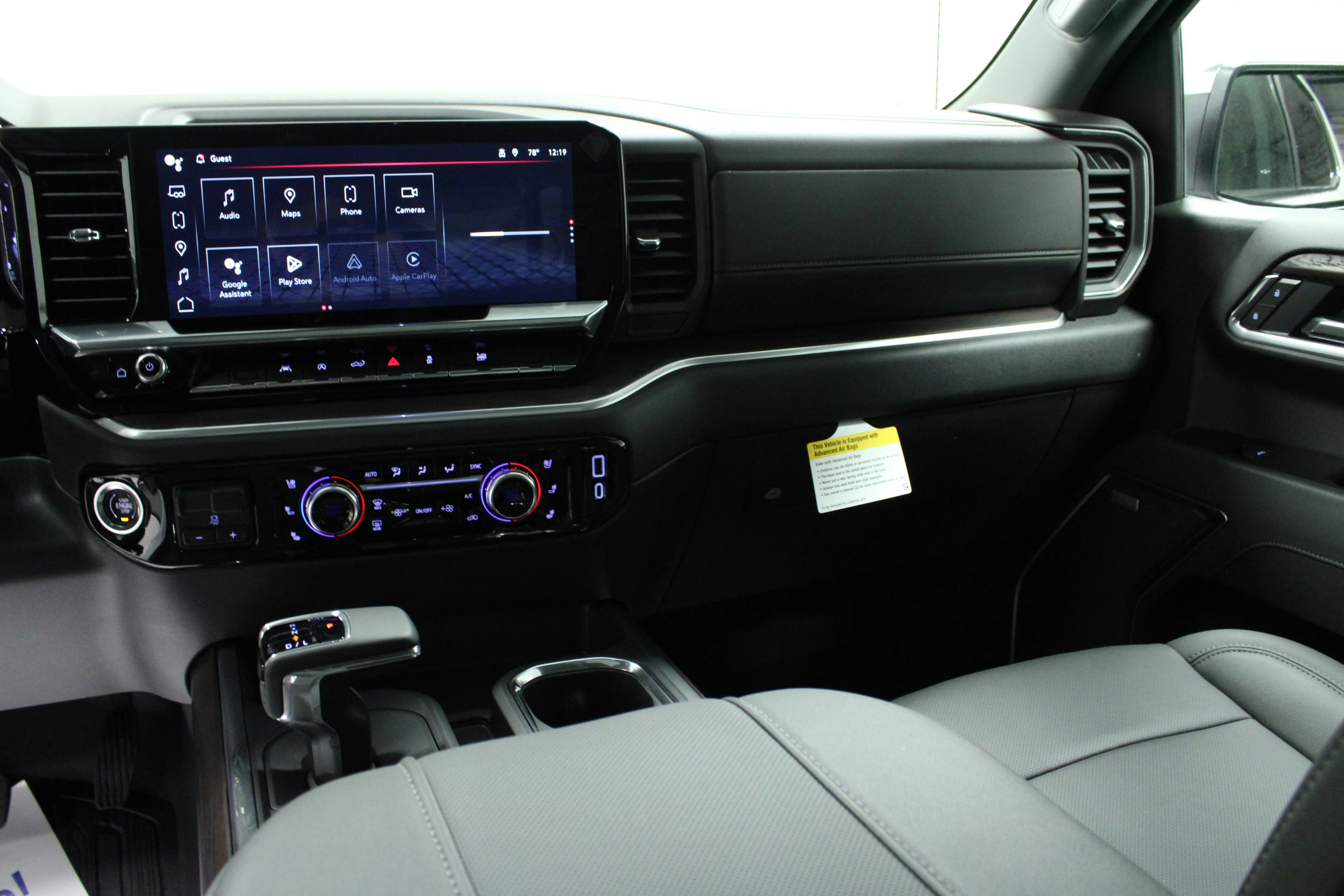 New 2026 Glacier White Tricoat GMC SLT image 19
