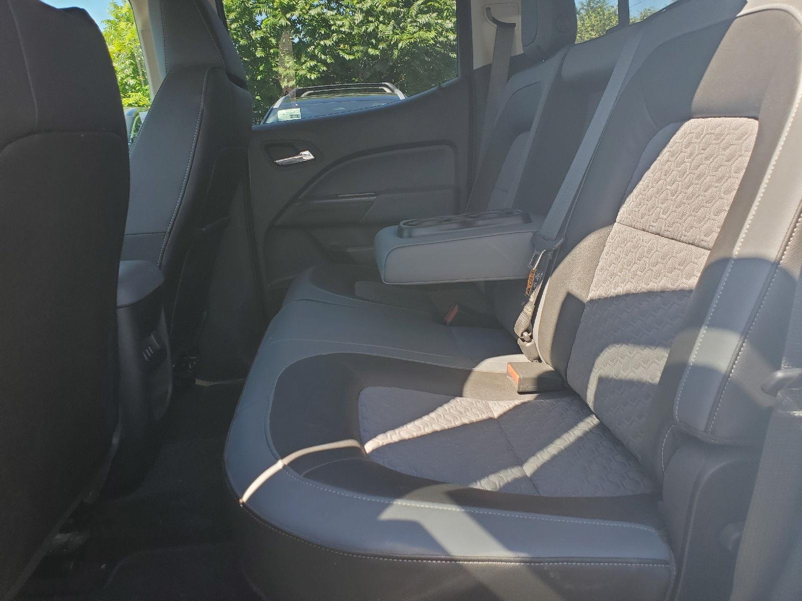 Used 2016 Summit White Chevrolet 4WD Z71 image 5