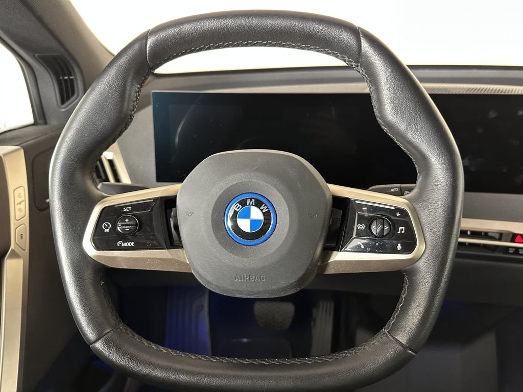 Certified Used 2024 Gray BMW xDrive50 image 8