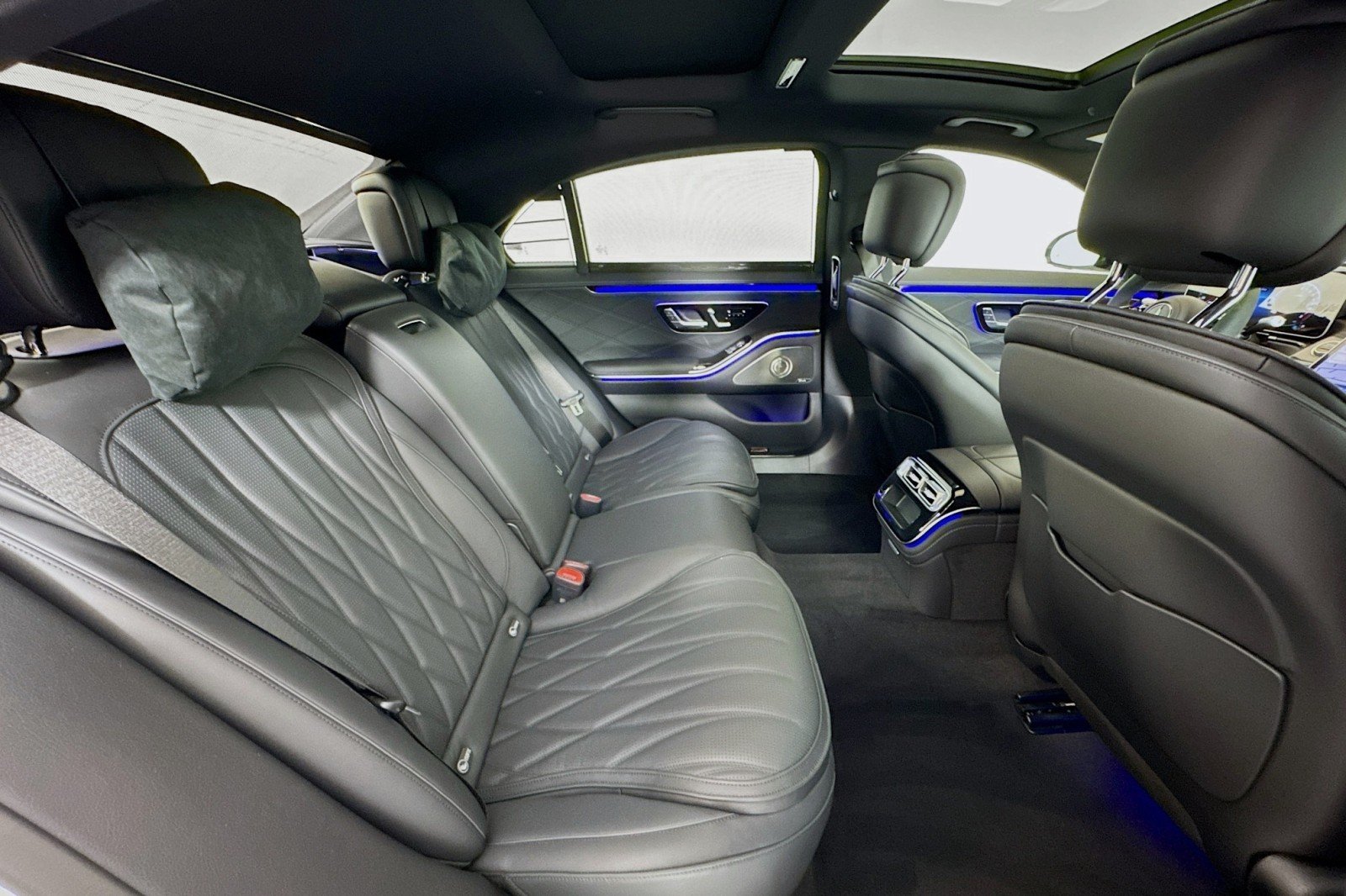 2025 Mercedes-Benz S-Class S 63 - Photo 25