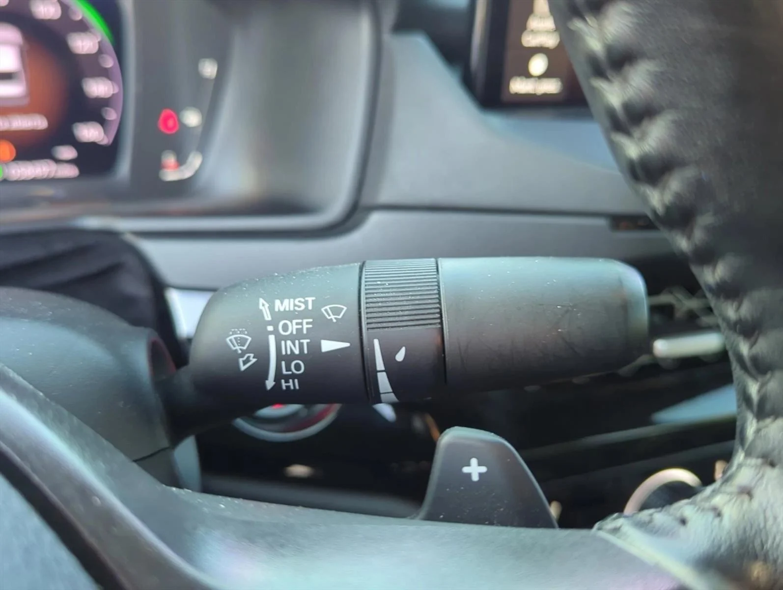 Used 2025 Solar Silver Metallic Honda Sport-L image 15