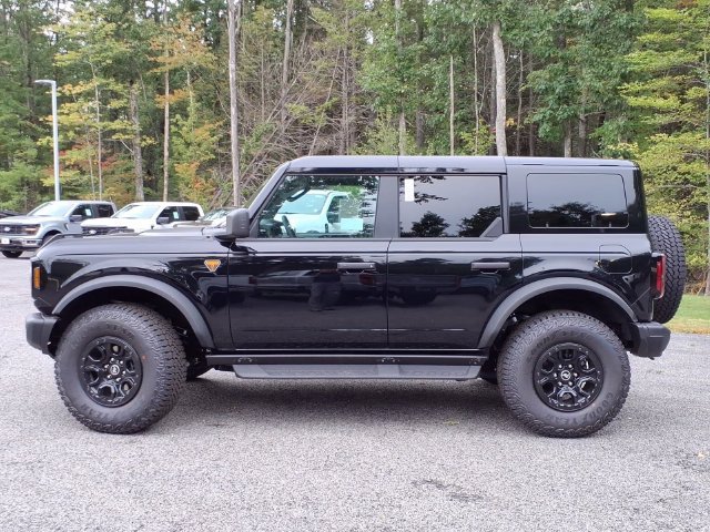 New 2026 Shadow Black Ford Badlands® image 3