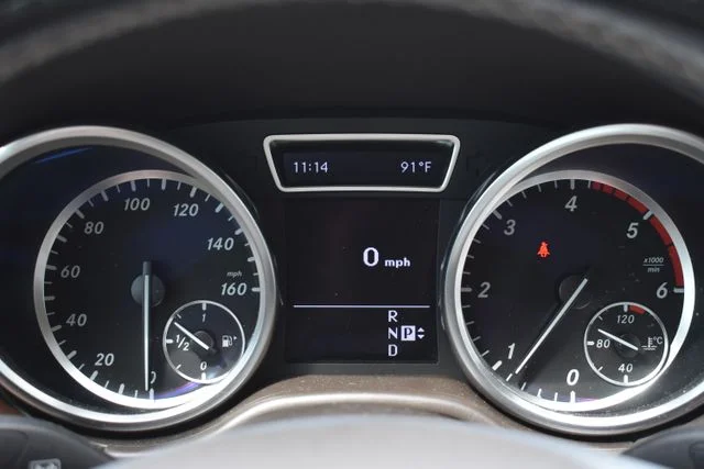 Used 2012 White Mercedes-Benz ML 350 image 26