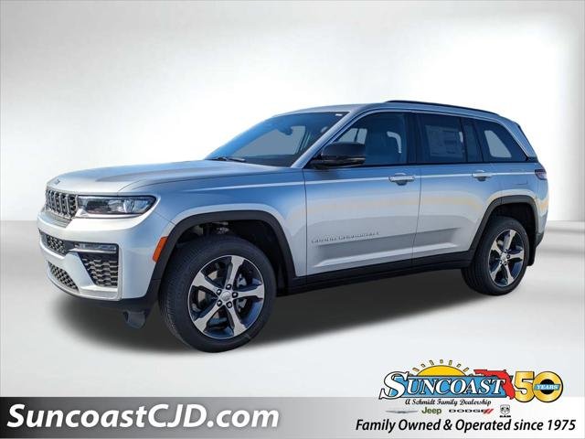 New 2026 Silver Zynith Exterior Paint Jeep Limited image 27