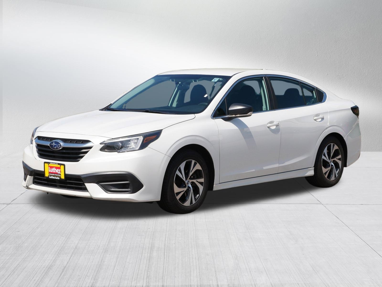 Used 2022 Crystal White Pearl Subaru CVT image 3
