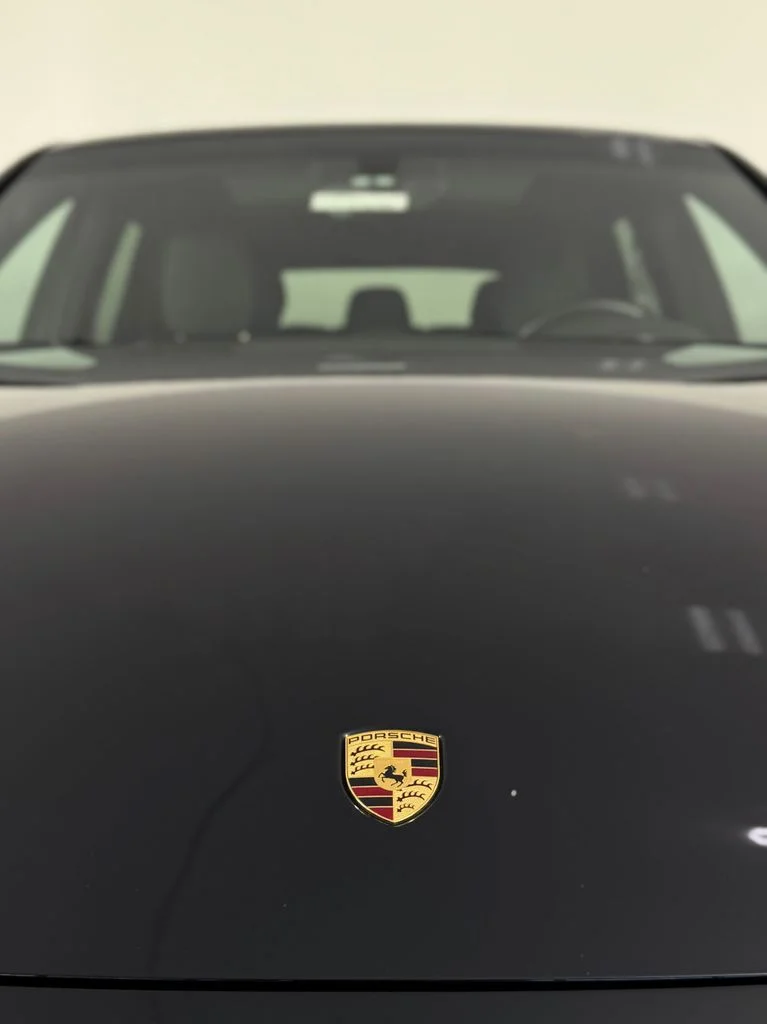 Used 2018 Moonlight Blue Metallic Porsche Base image 35