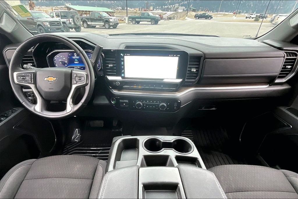 2025 Chevrolet Silverado 1500 LT - Photo 16