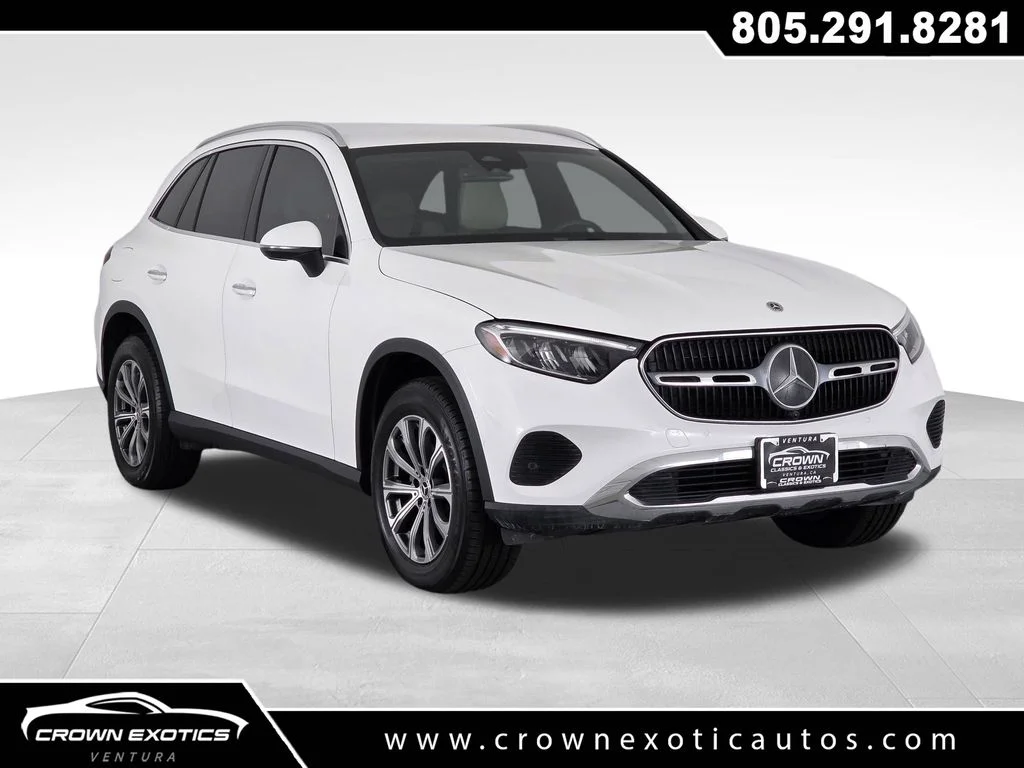 Used 2023  Mercedes-Benz GLC 300 image 1