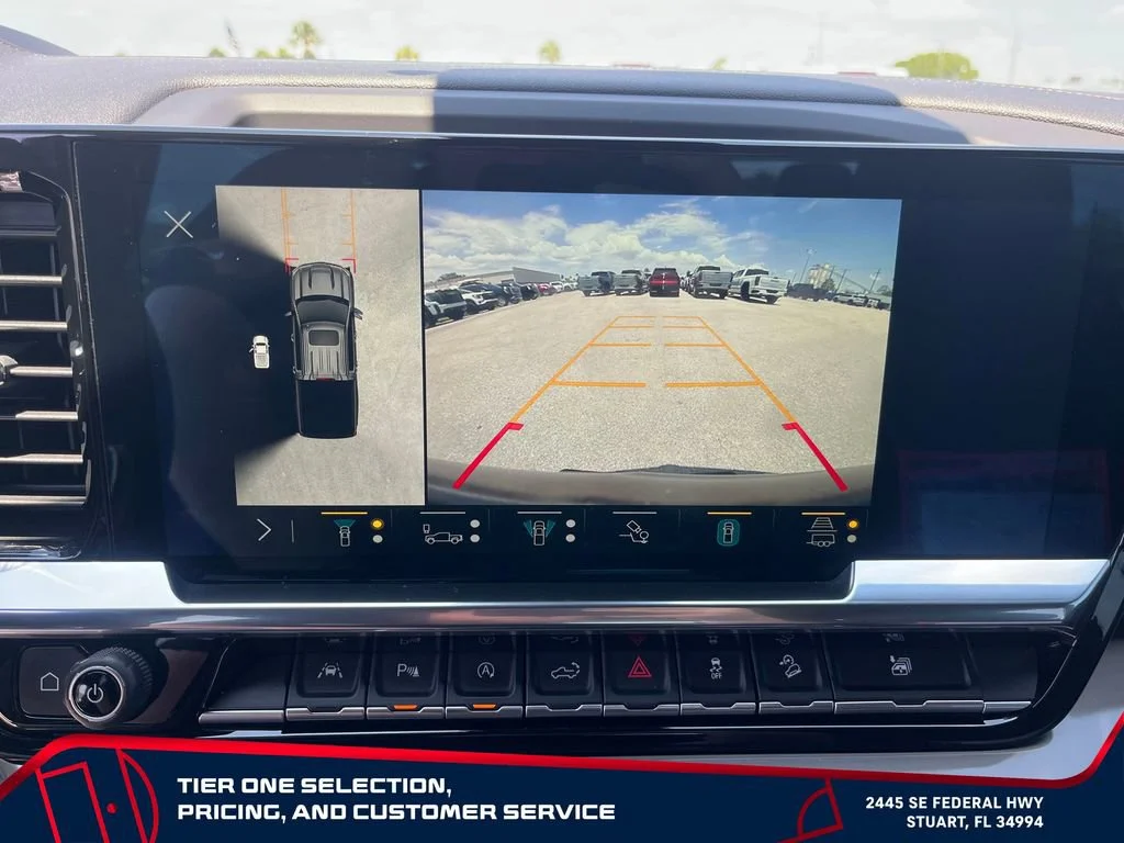 Used 2022 Black Chevrolet High Country image 26