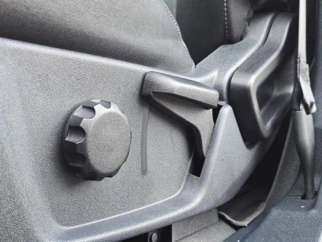 Used 2025 Gray Ford Badlands image 24