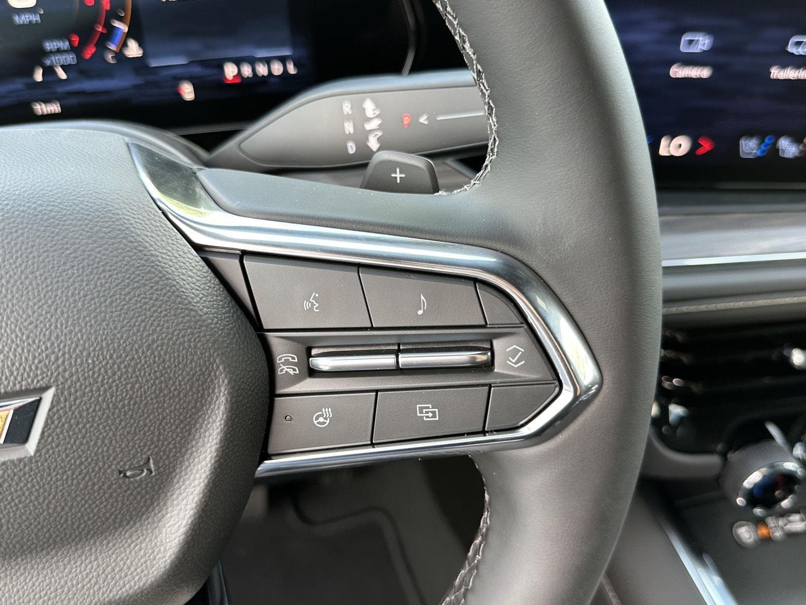 New 2026 Polar White Tricoat Chevrolet Premier image 32