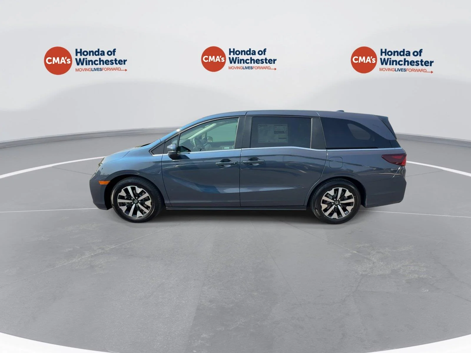 Used 2026 Smoke Blue Pearl Honda EX-L image 5