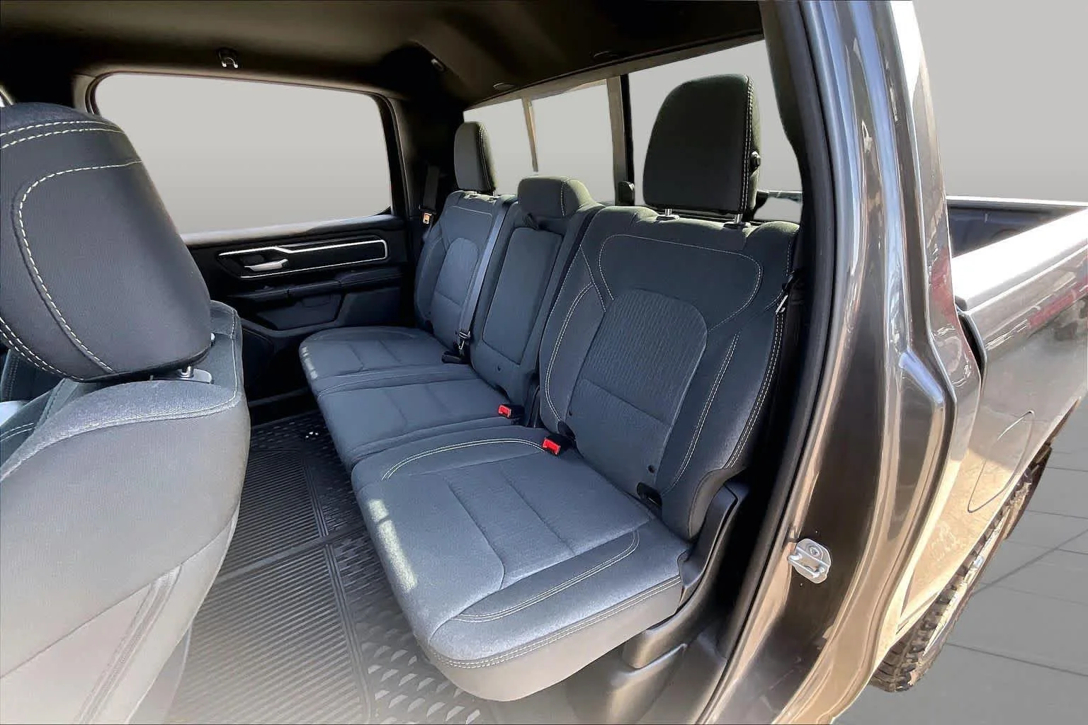 Used 2019 Granite Crystal Metallic Clearcoat Ram Big Horn/Lone Star image 20