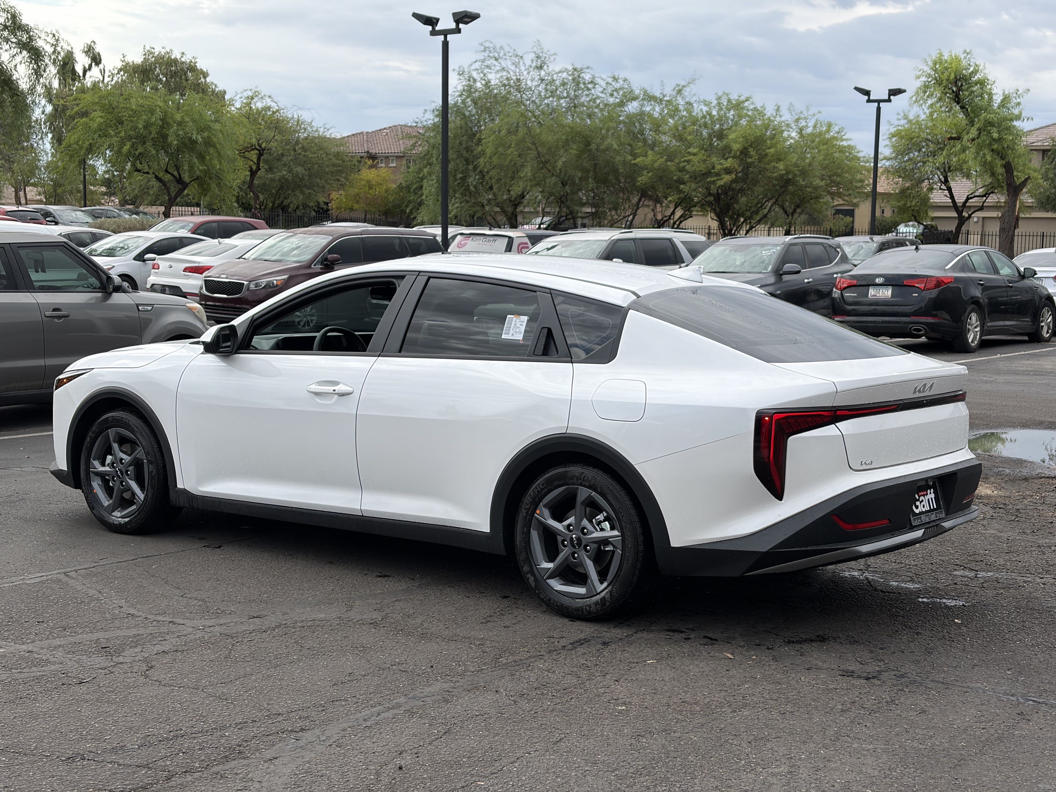 New 2026 Snow White Pearl Kia LXS image 3