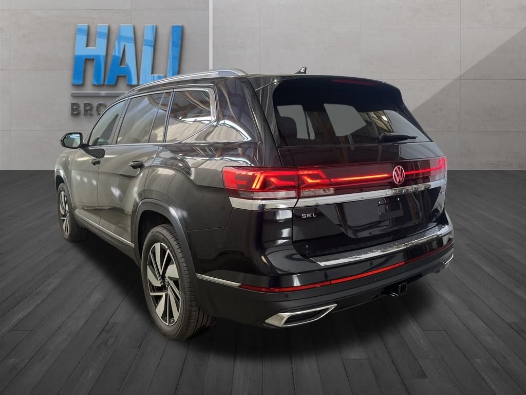 New 2026 Black Volkswagen 2.0T SEL image 3