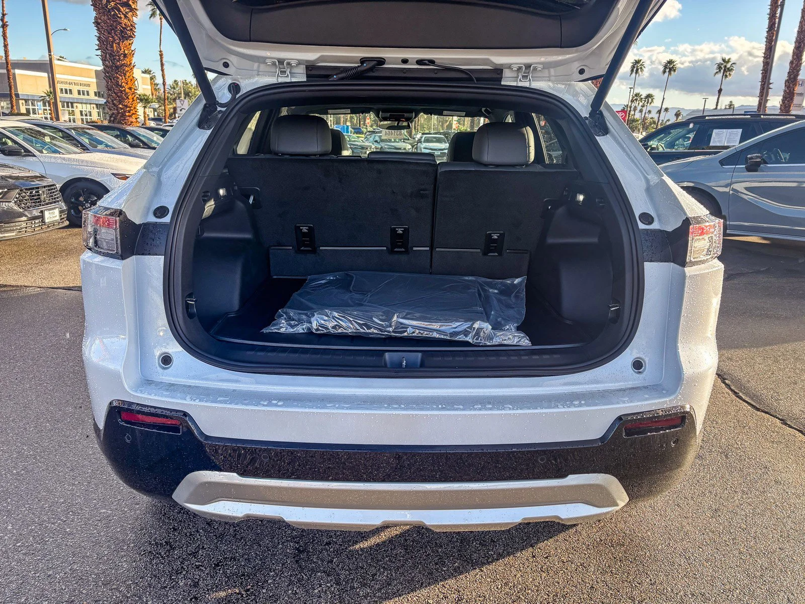 New 2026 Frostline White Pearl Honda Touring image 12