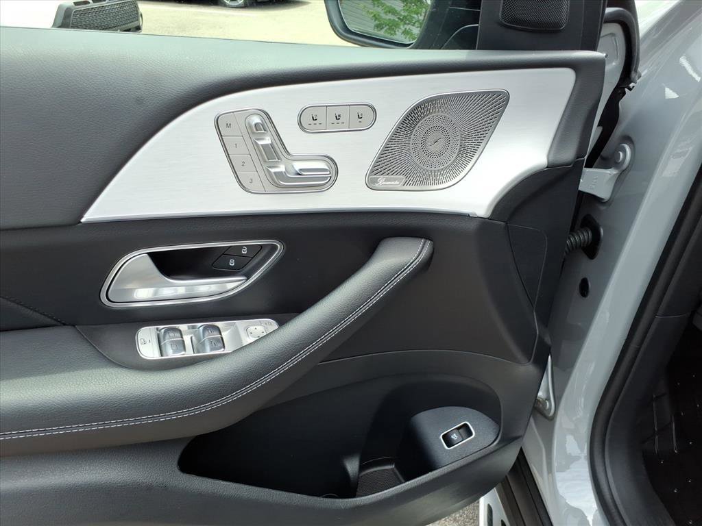 Certified Used 2025 MANUFAKTUR Alpine Grey Mercedes-Benz GLS 450 image 14