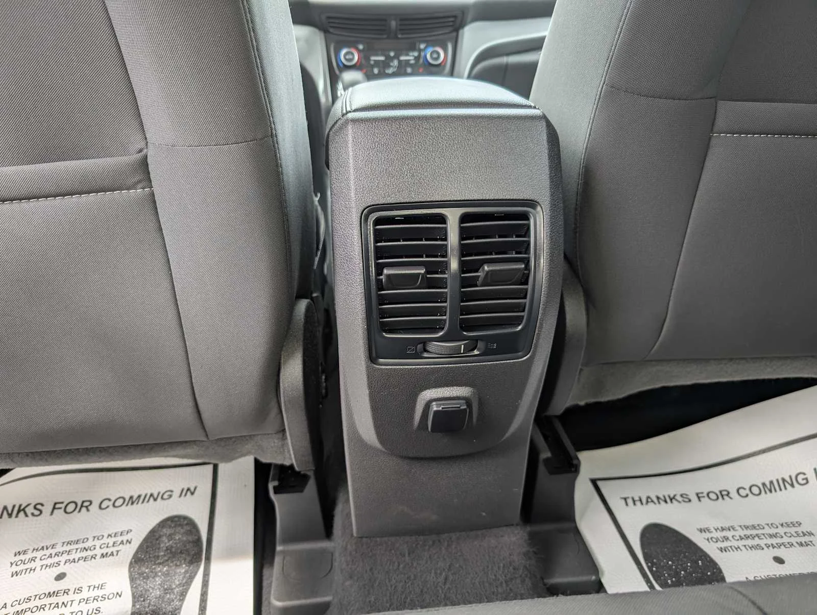 Used 2018 Shadow Black Ford SE image 21