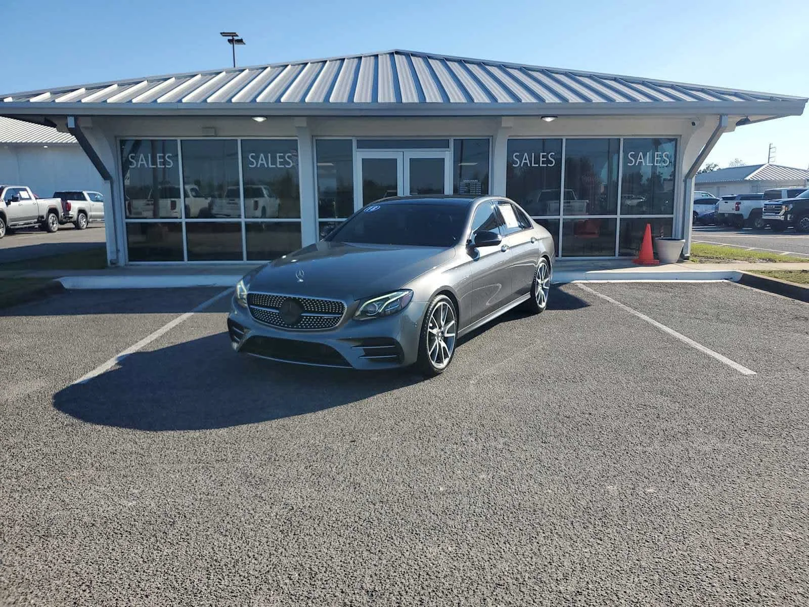 Used 2018 Selenite Gray M Mercedes-Benz AMG® E 43 image 1