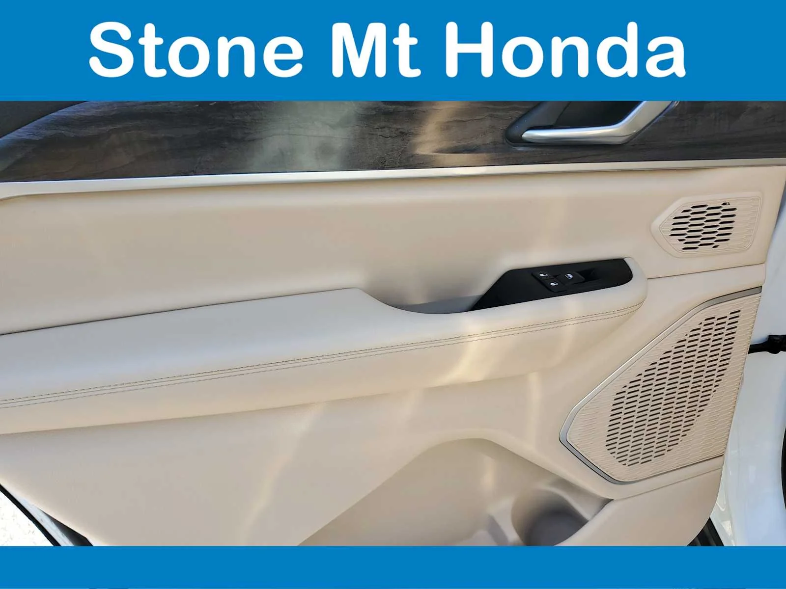 Used 2021 Bright White Clearcoat Jeep Limited image 15