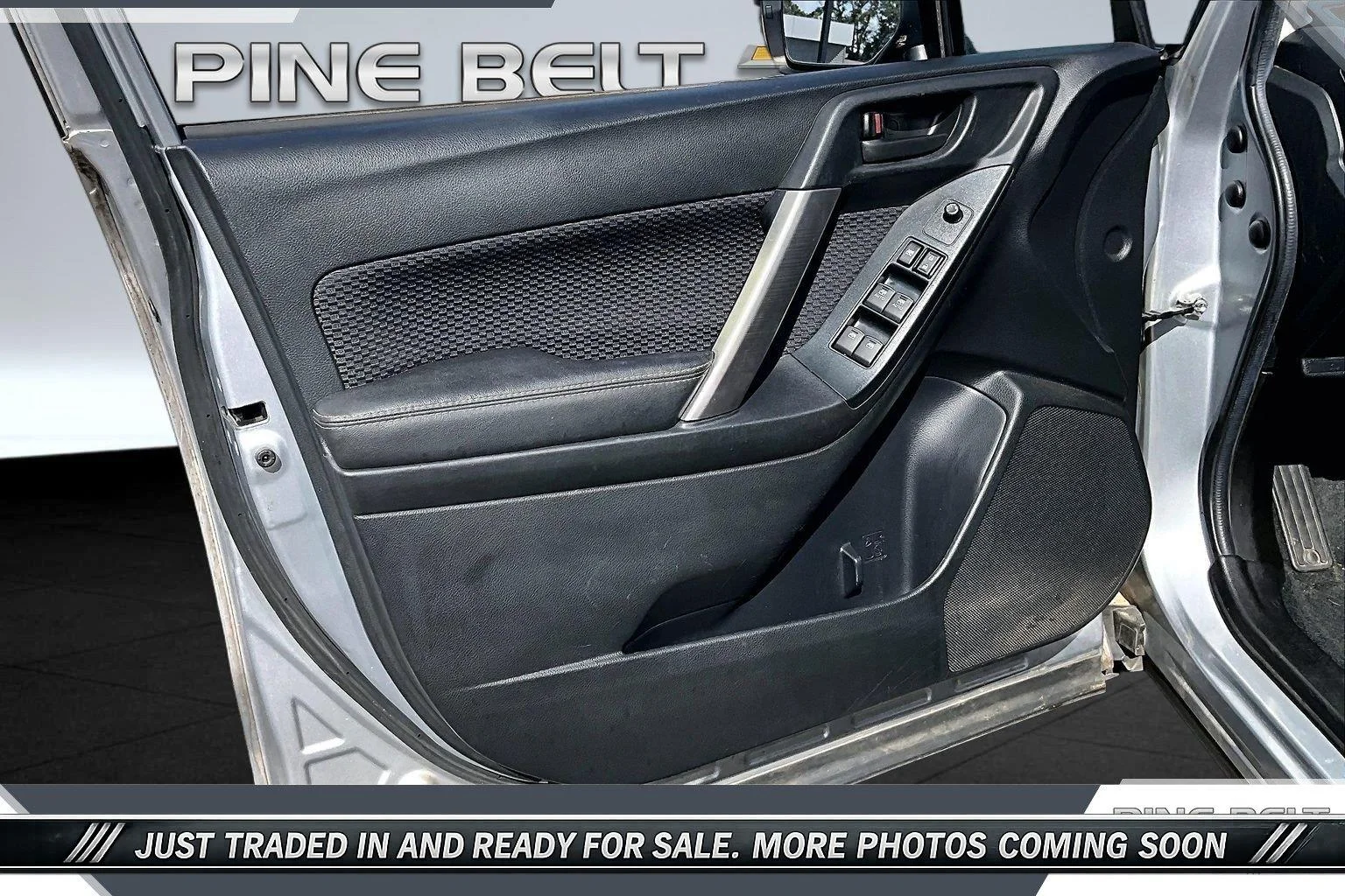 Used 2018 Ice Silver Metallic Subaru Premium image 17