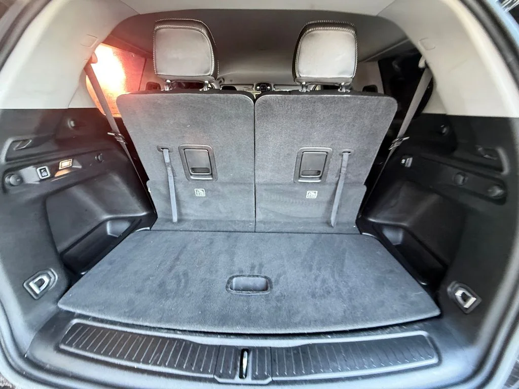 Used 2023 Orange Jeep Limited image 19