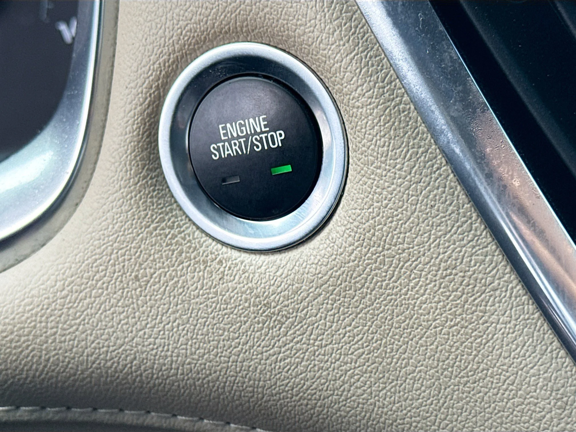 Used 2022 Summit White Chevrolet LS image 34