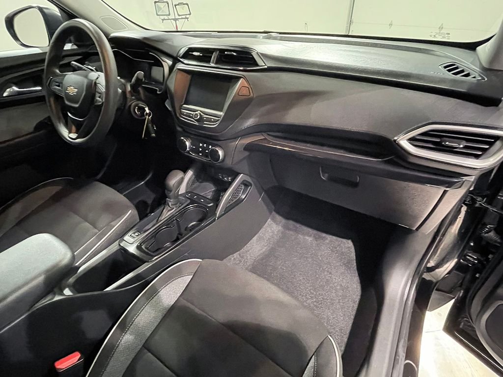 Used 2023 Black Chevrolet LS image 25