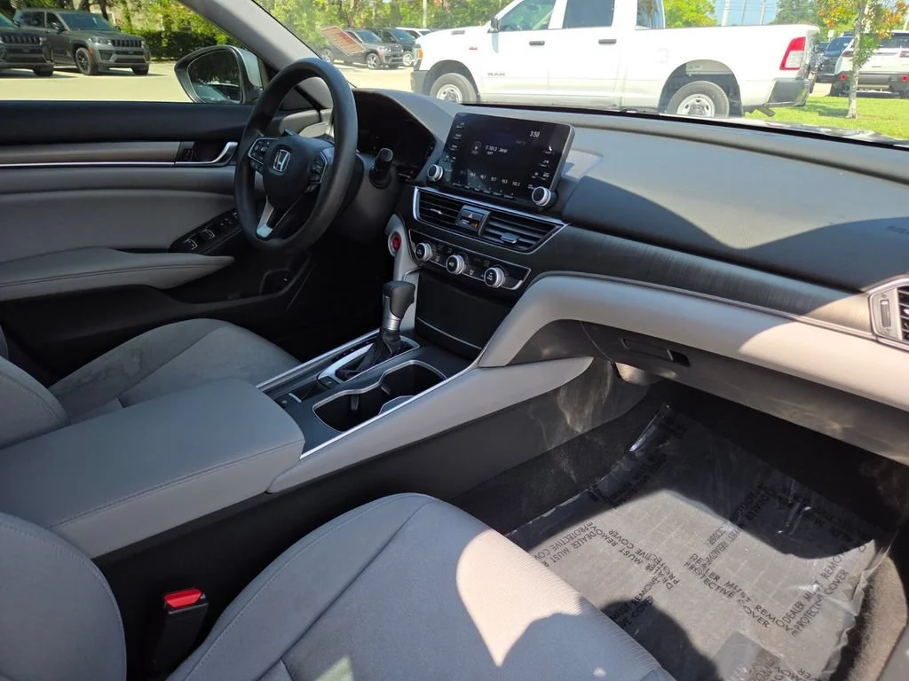 Used 2020 Silver Honda LX image 14