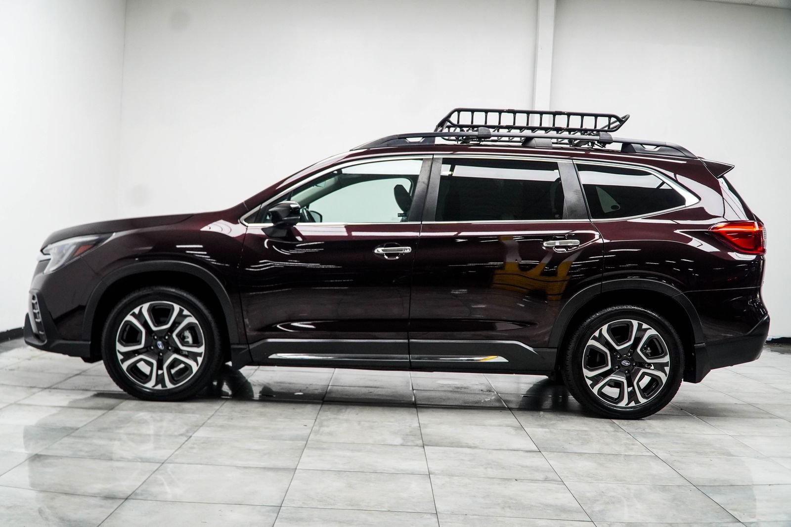 Used 2024  Subaru Touring image 9