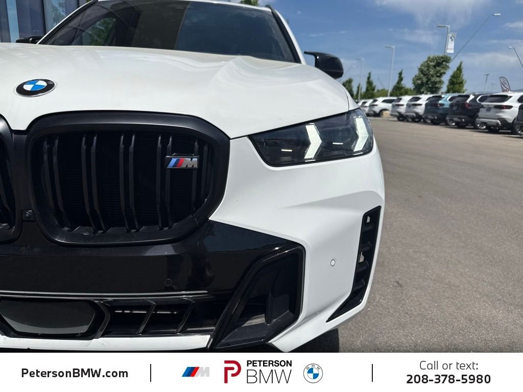 Used 2024 Alpine White BMW M60i image 42