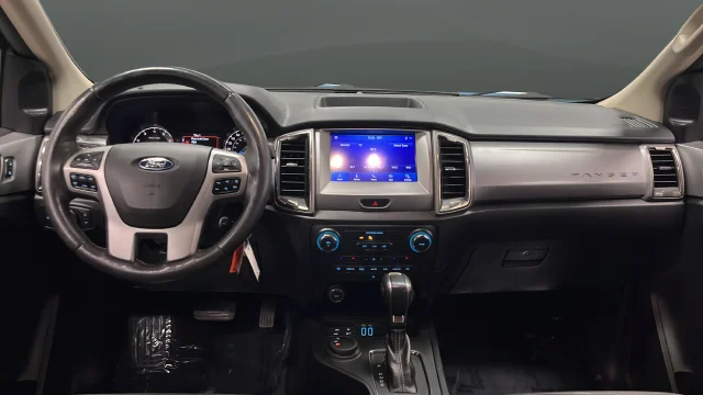 Used 2021 Blue Metallic Ford XLT image 11