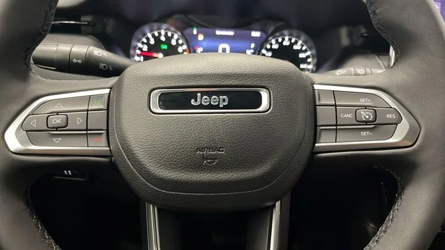 New 2026 Fathom Blue Pearl Coat Jeep Latitude image 14